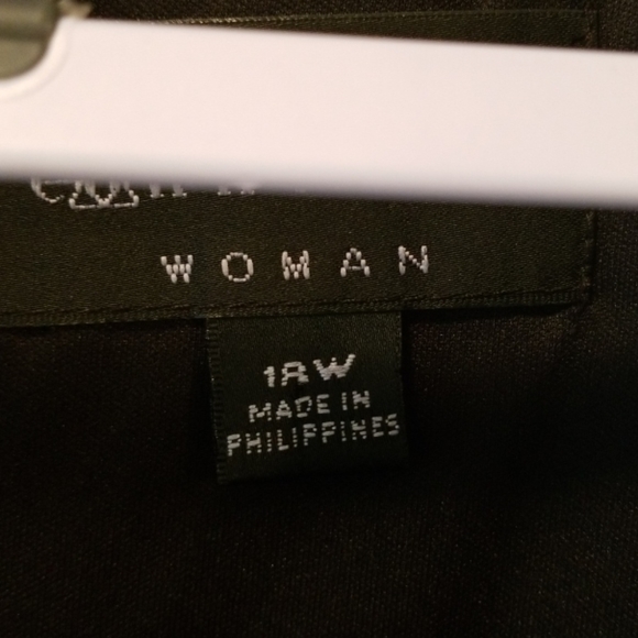 Dress - Picture 2 of 5